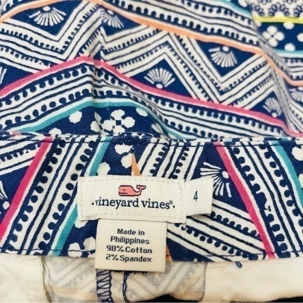 Vineyard Vines Floral Print Shorts Size 4